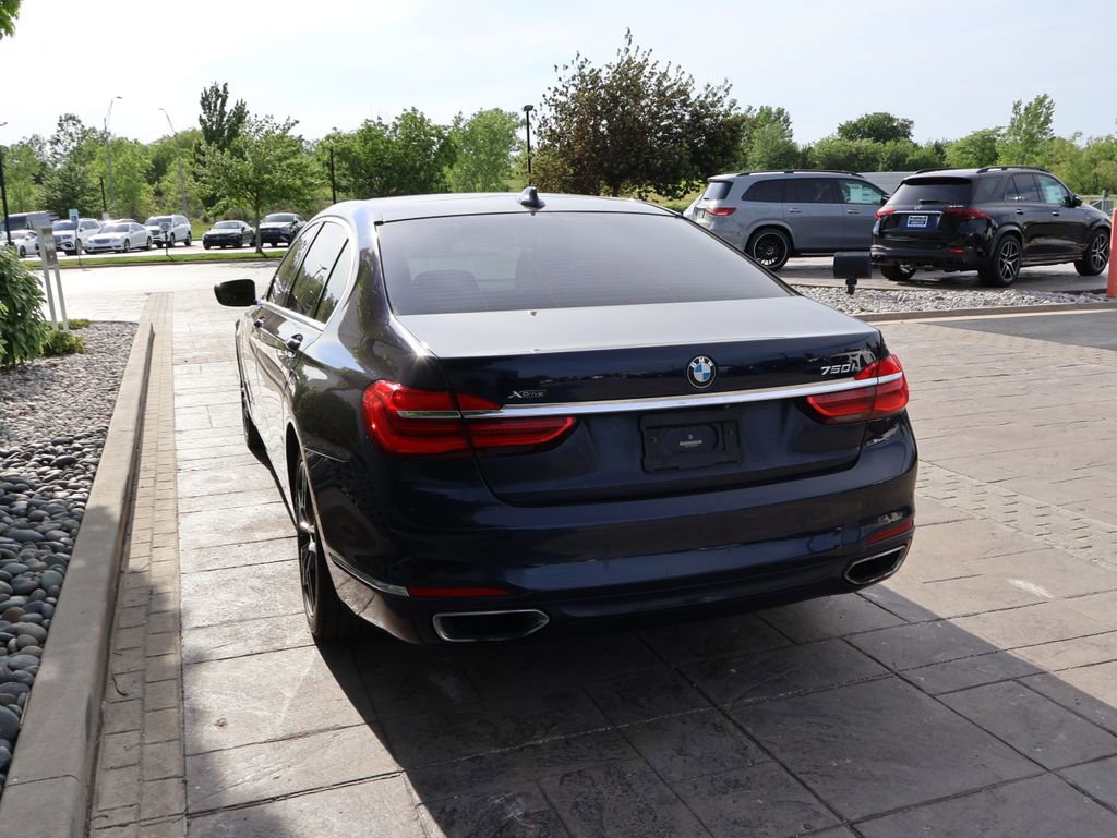 Used 2016 BMW 750i xDrive AWD/4WD image 8