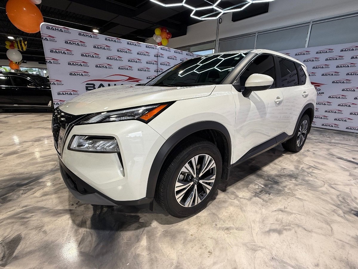 Used 2023 Nissan Rogue SV image 11