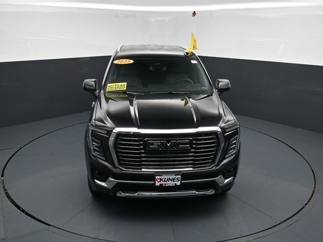 Used 2025 GMC Yukon Elevation w/ LPO, Elevation Black Package AWD/4WD image 46