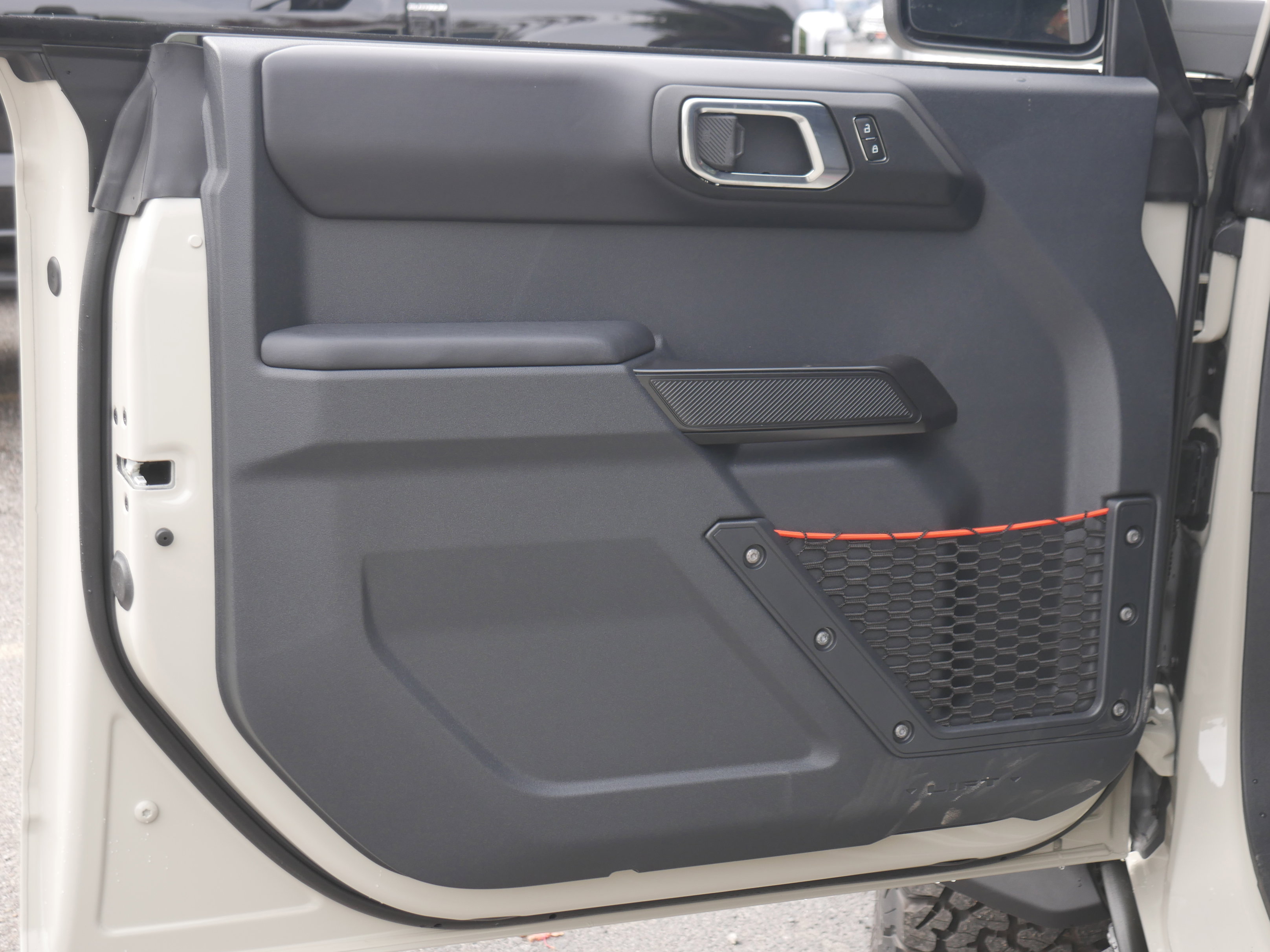 New 2025 Ford Bronco Raptor w/ Interior Carbon Fiber Pack image 39