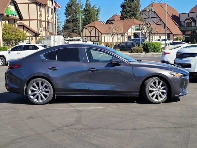 Used 2020 MAZDA MAZDA3 Sedan w/ Select Package image 4