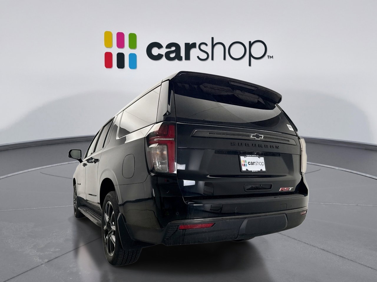 Used 2021 Chevrolet Suburban RST w/ Luxury Package AWD/4WD image 3