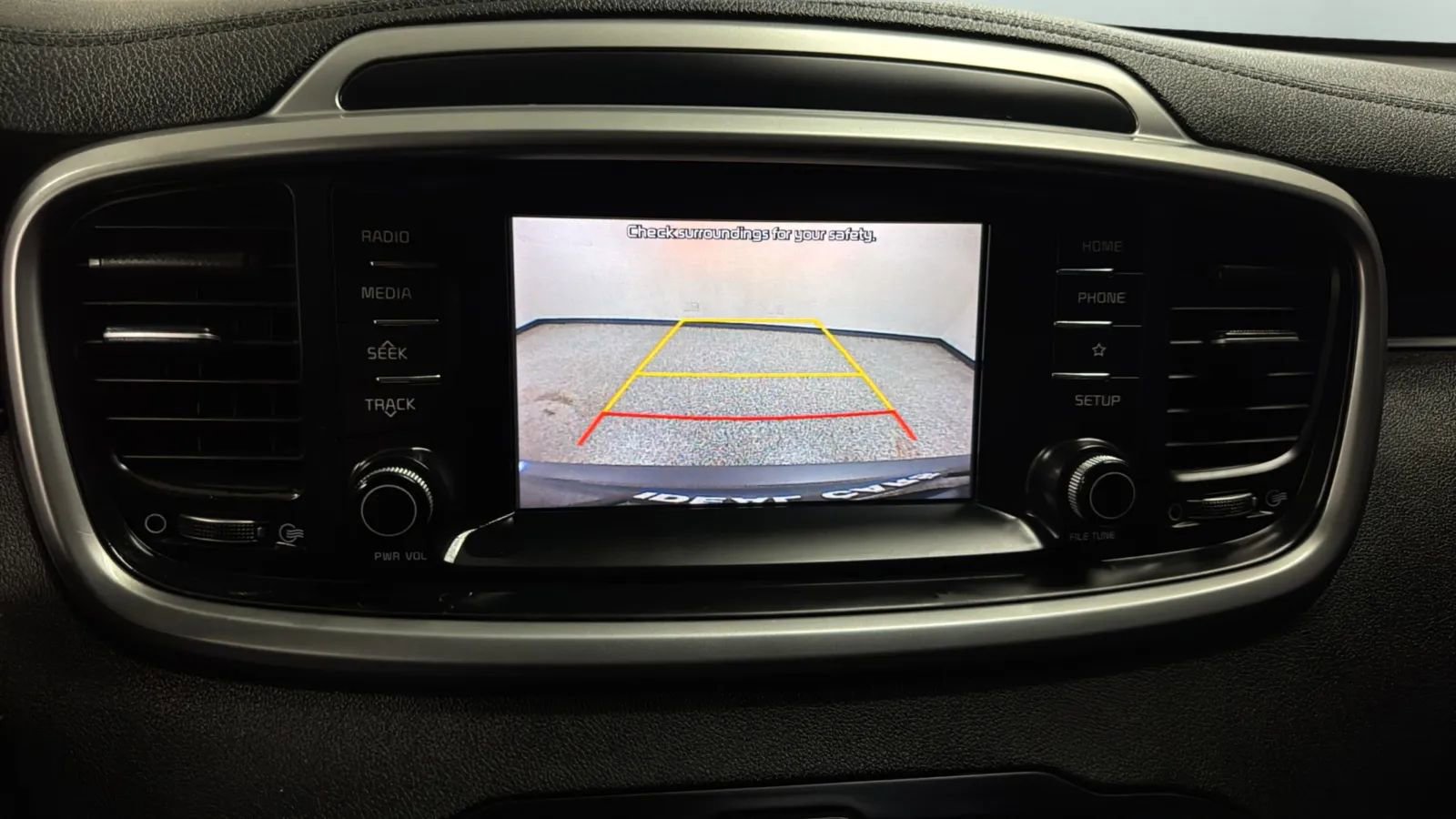Used 2020 Kia Sorento L FWD image 13