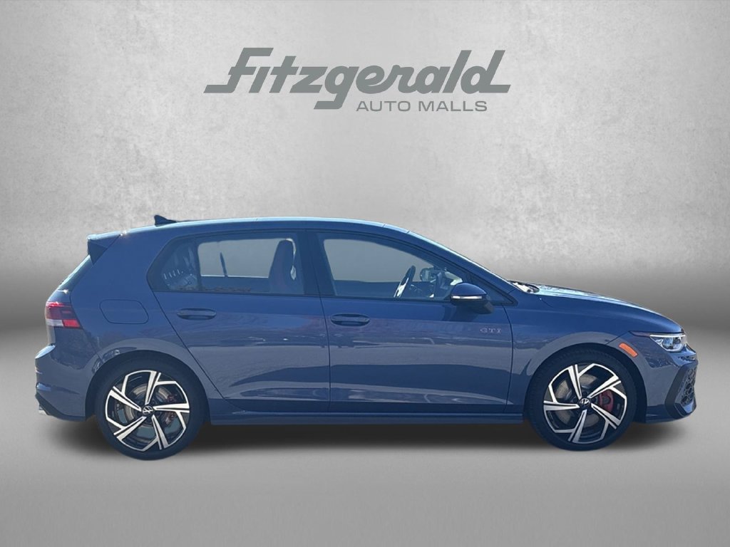 New 2026 Volkswagen GTI SE FWD image 5