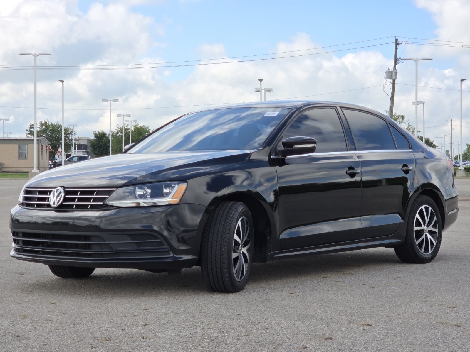 Used 2018 Volkswagen Jetta SE FWD image 12