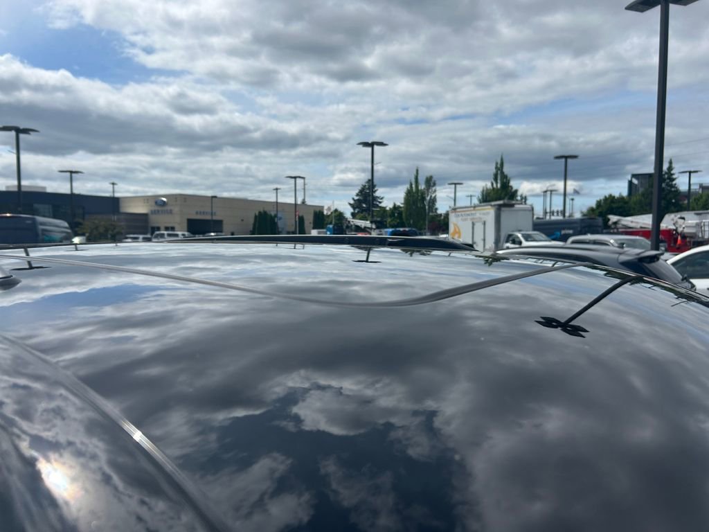 Used 2022 Jeep Grand Cherokee Limited image 28