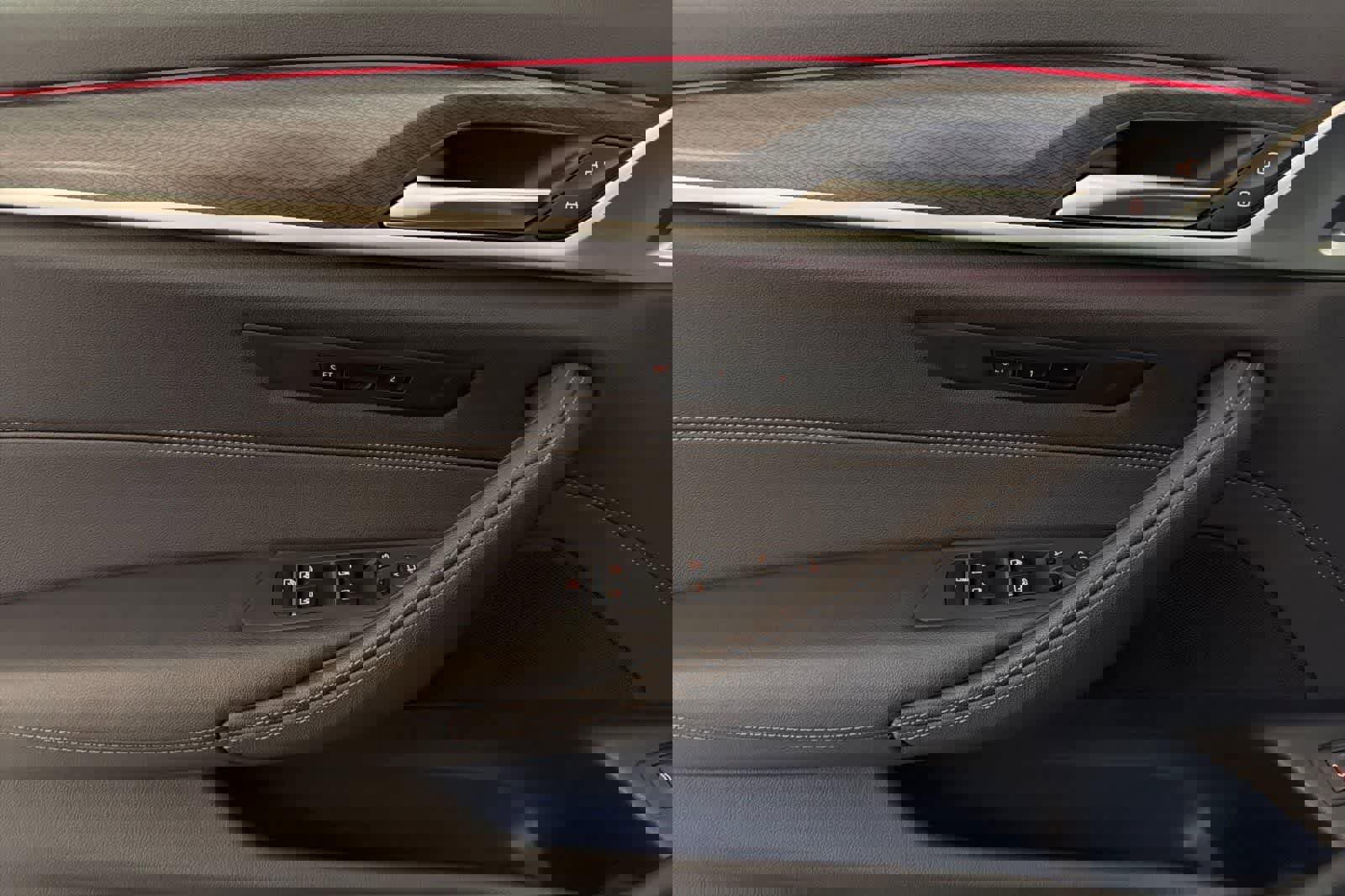 Used 2023 BMW 530e 530e w/ M Sport Package image 12