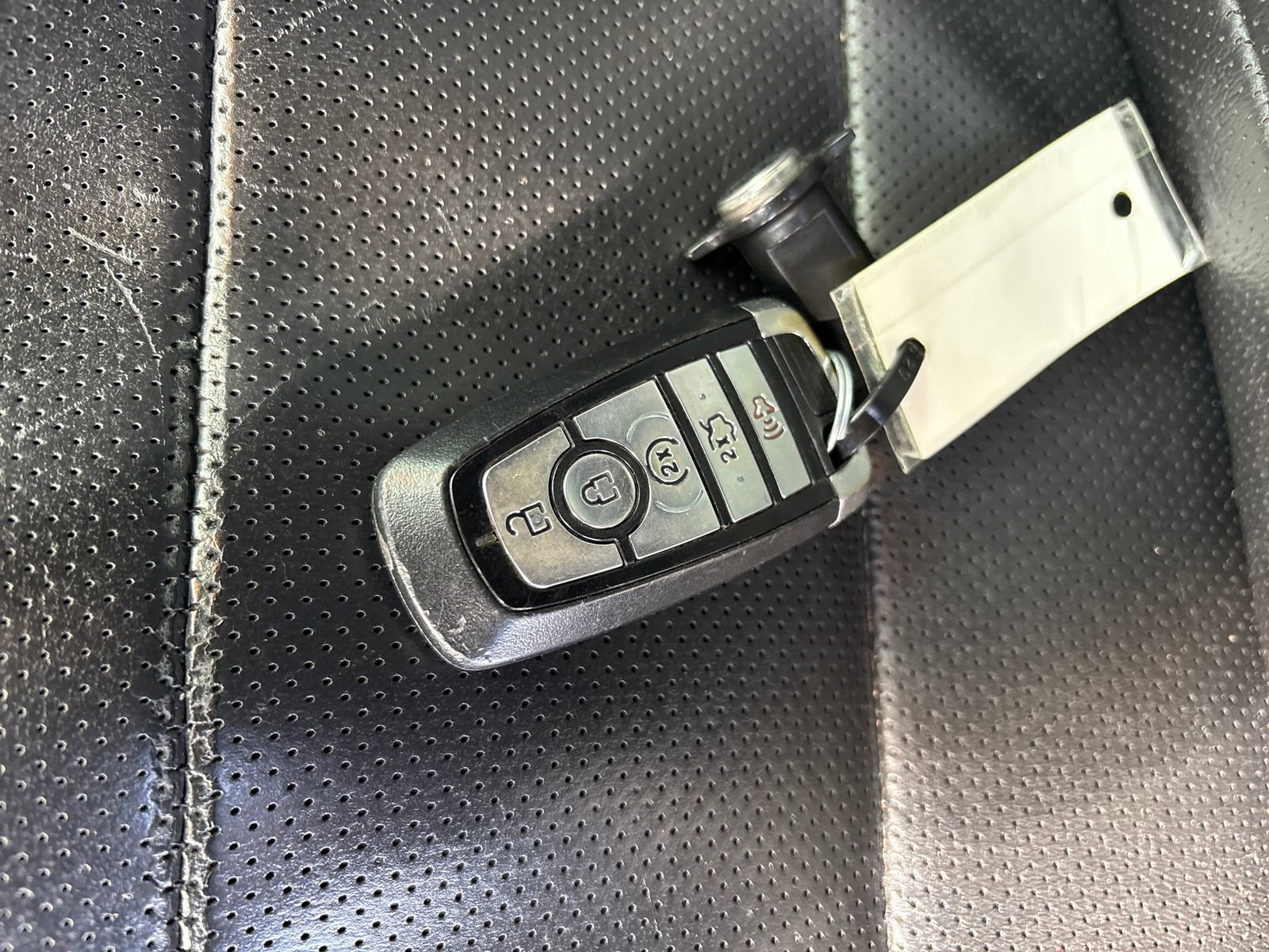 Used 2019 Ford Mustang GT Premium RWD image 29