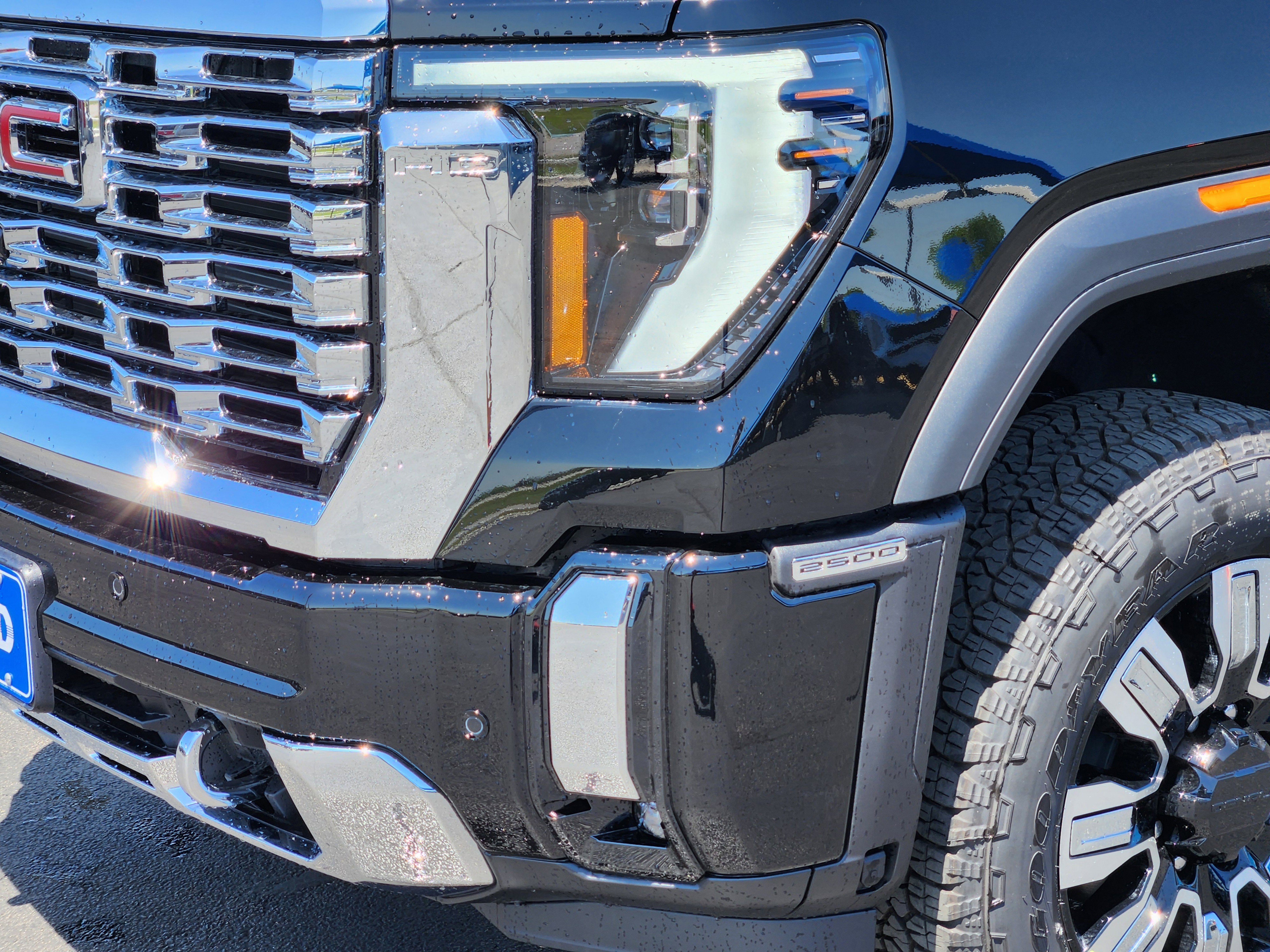 New 2025 GMC Sierra 2500 Denali image 6