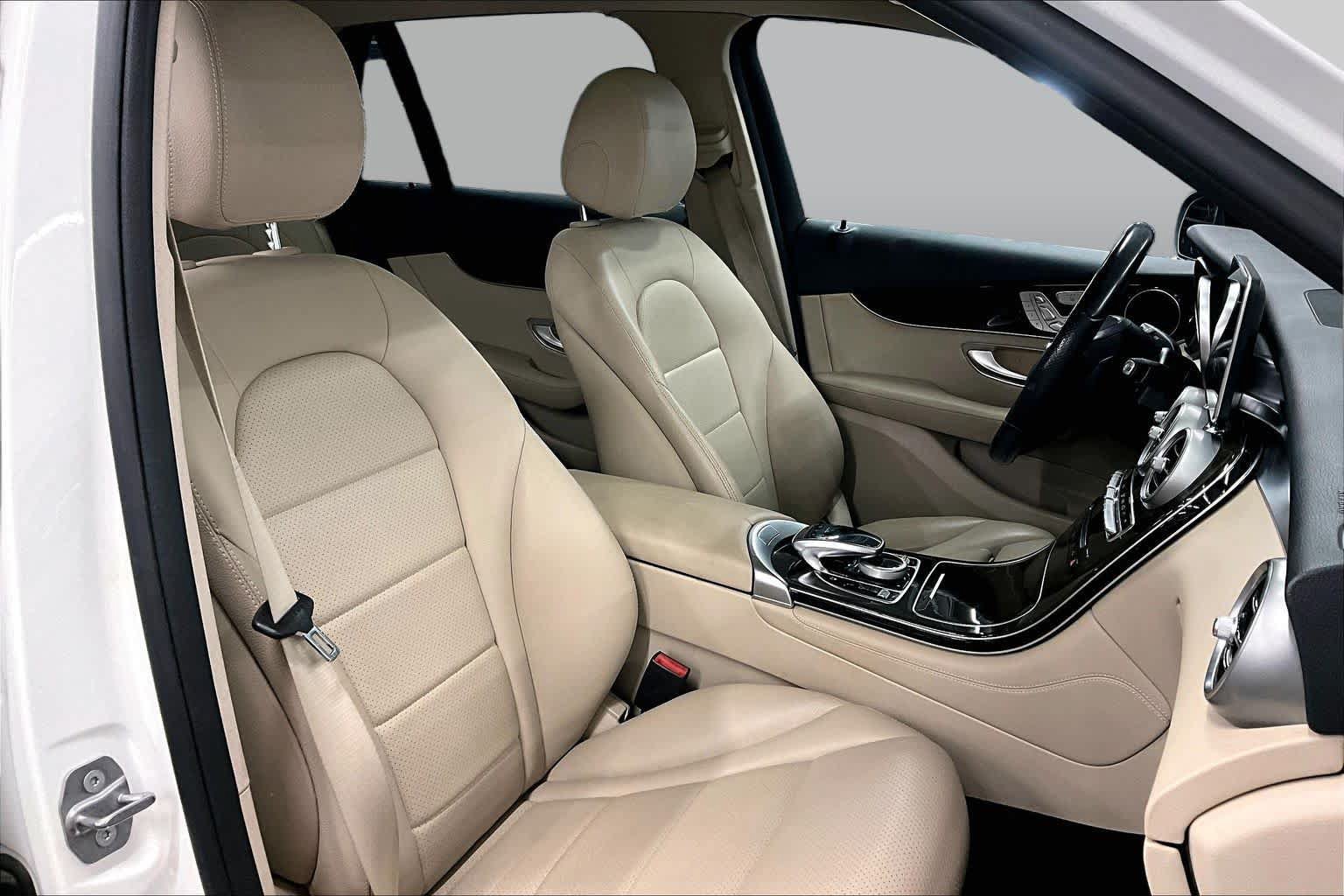 Used 2016 Mercedes-Benz GLC 300 image 8