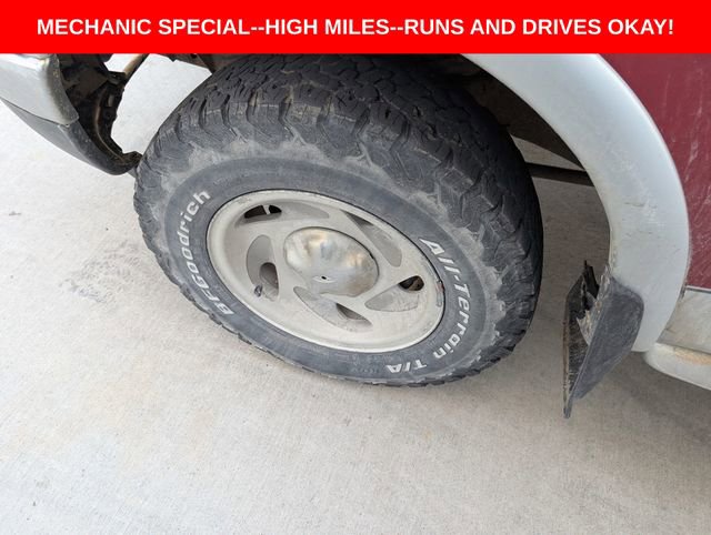 Used 2001 Ford F150 XLT AWD/4WD image 7