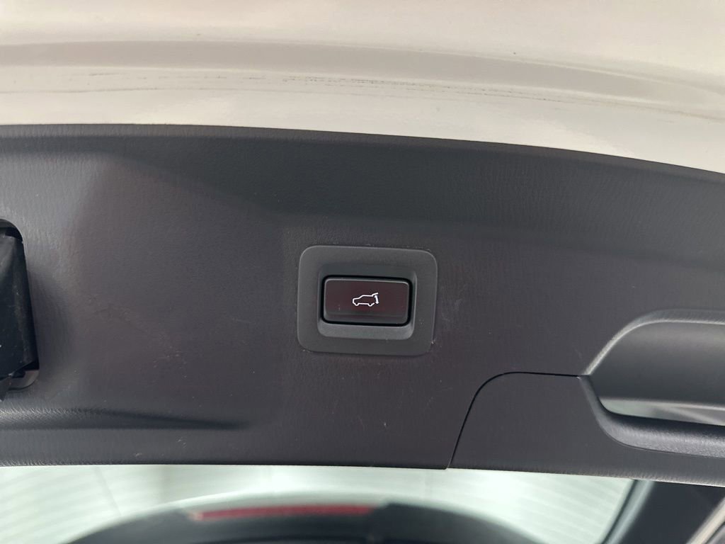 Certified 2023 MAZDA CX-9 Touring Plus AWD/4WD image 9