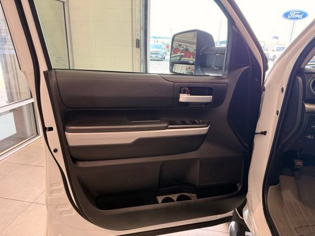 Used 2021 Toyota Tundra SR5 RWD image 10