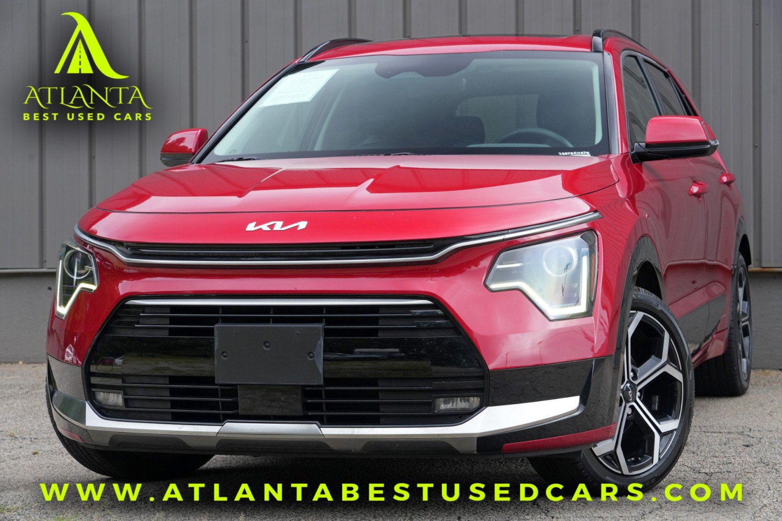 Used 2024 Kia Niro EX Touring