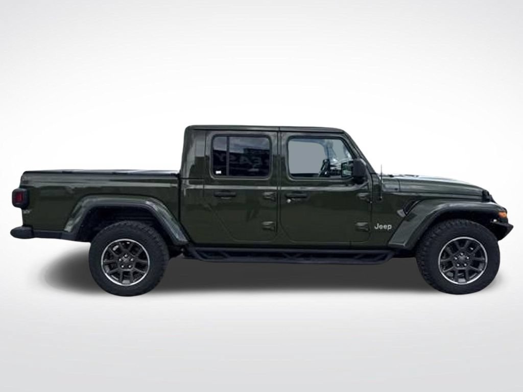 Used 2022 Jeep Gladiator Overland w/ Cold Weather Group AWD/4WD image 18