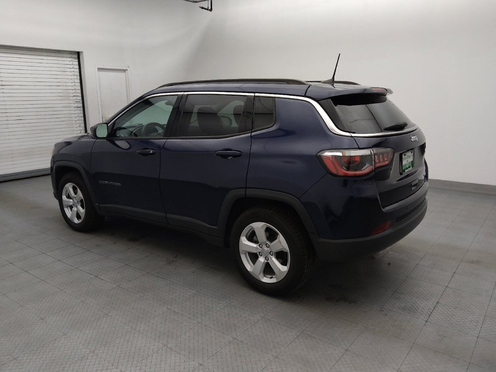 Used 2018 Jeep Compass Latitude w/ Popular Equipment Group FWD image 3