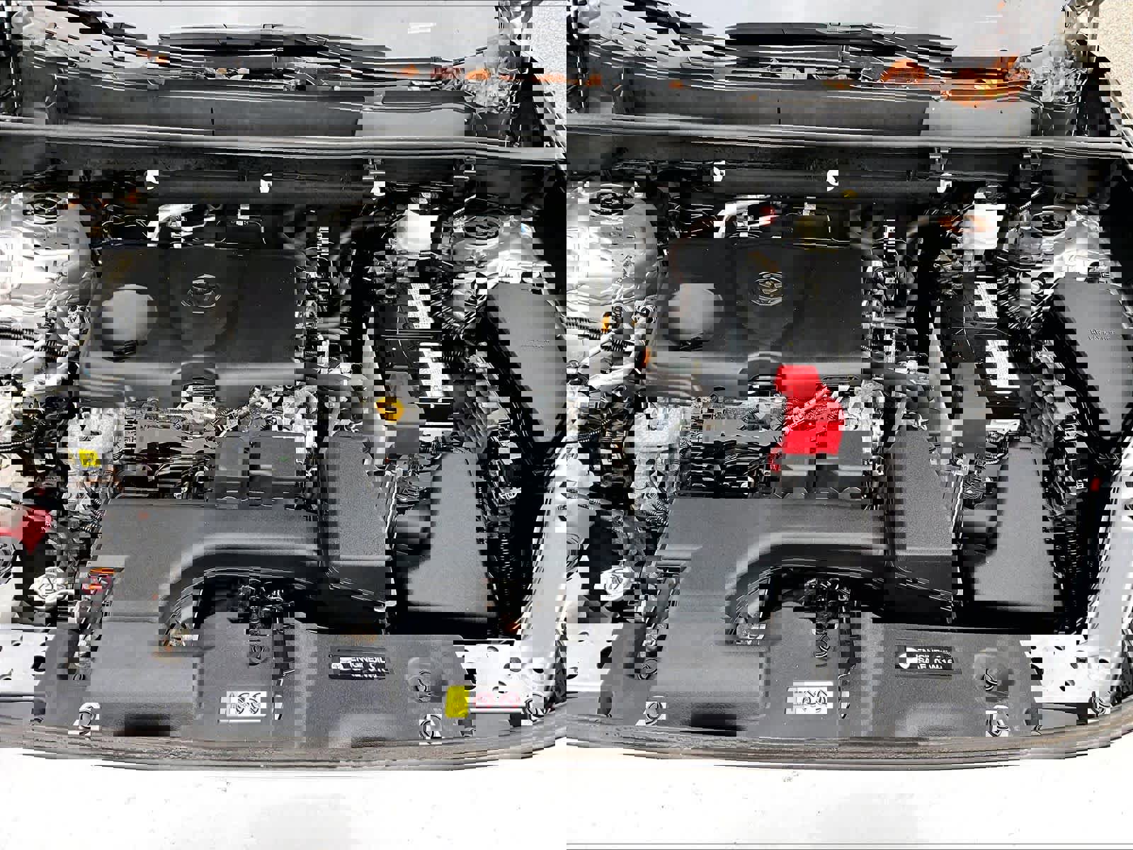 Used 2022 Toyota RAV4 LE image 30