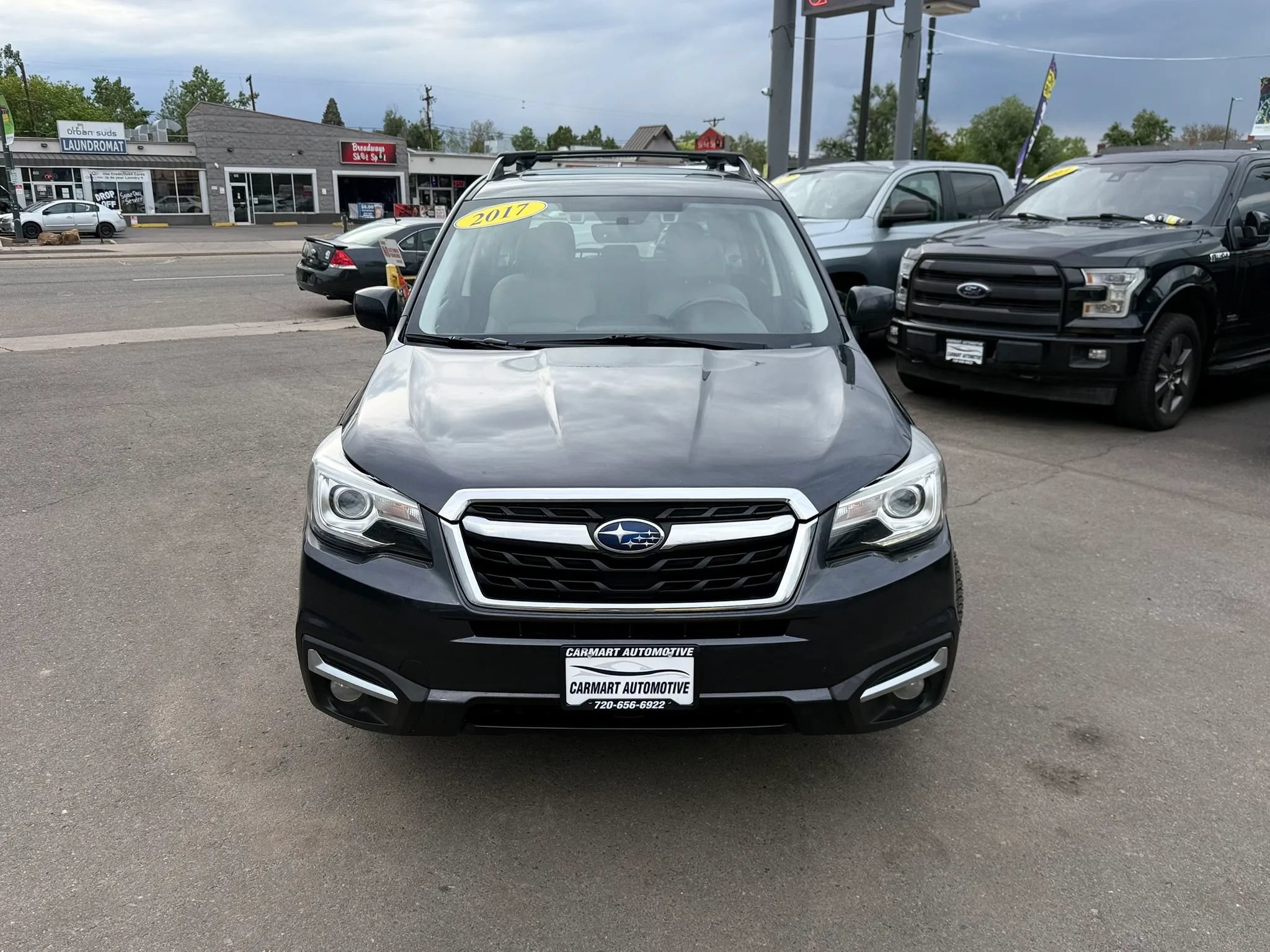 Used 2017 Subaru Forester 2.5i Limited AWD/4WD image 4