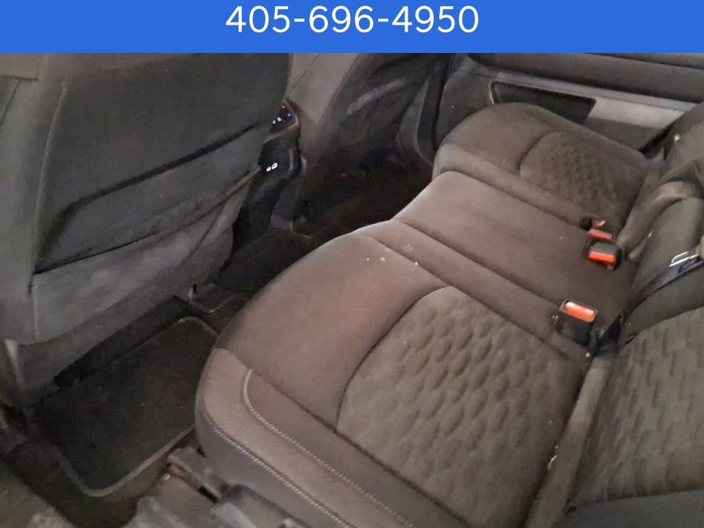 Used 2022 Nissan Pathfinder SV image 7