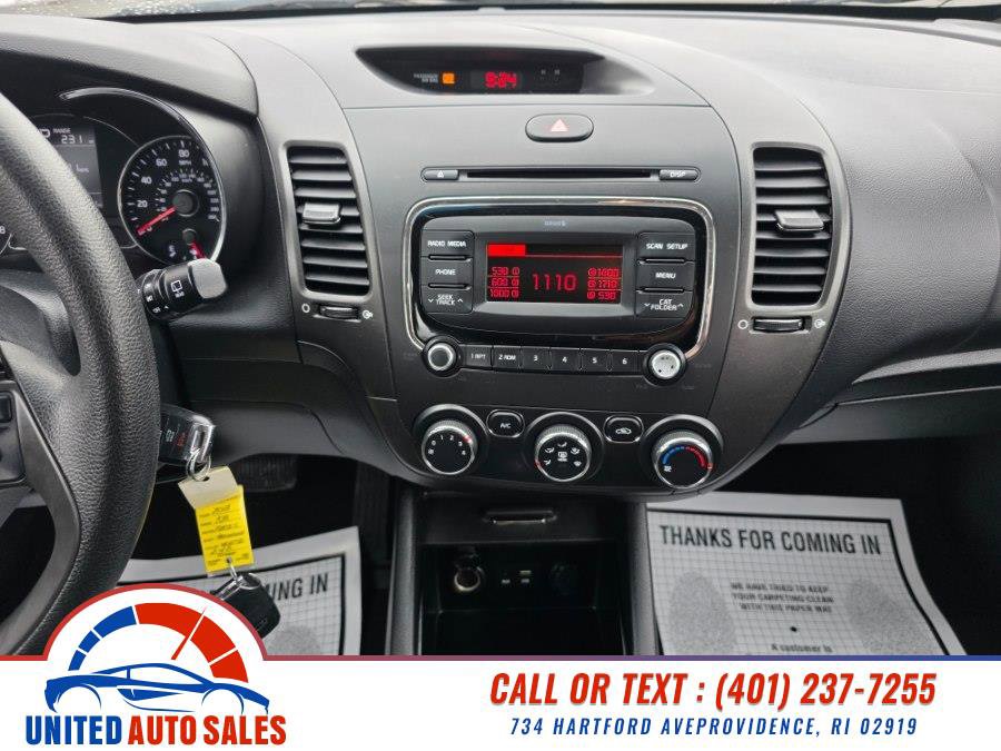 Used 2018 Kia Forte LX image 16