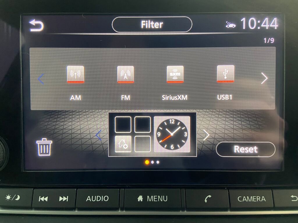 Used 2022 Nissan Rogue SV image 14