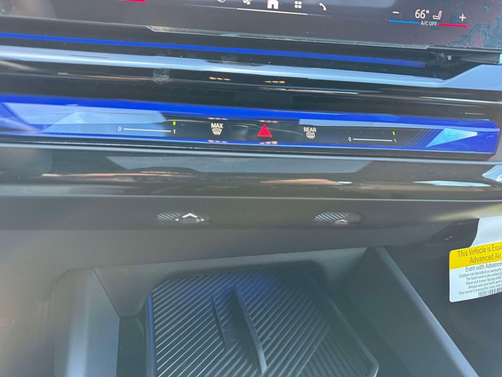 Certified 2024 BMW i5 eDrive40i w/ Convenience Package image 16