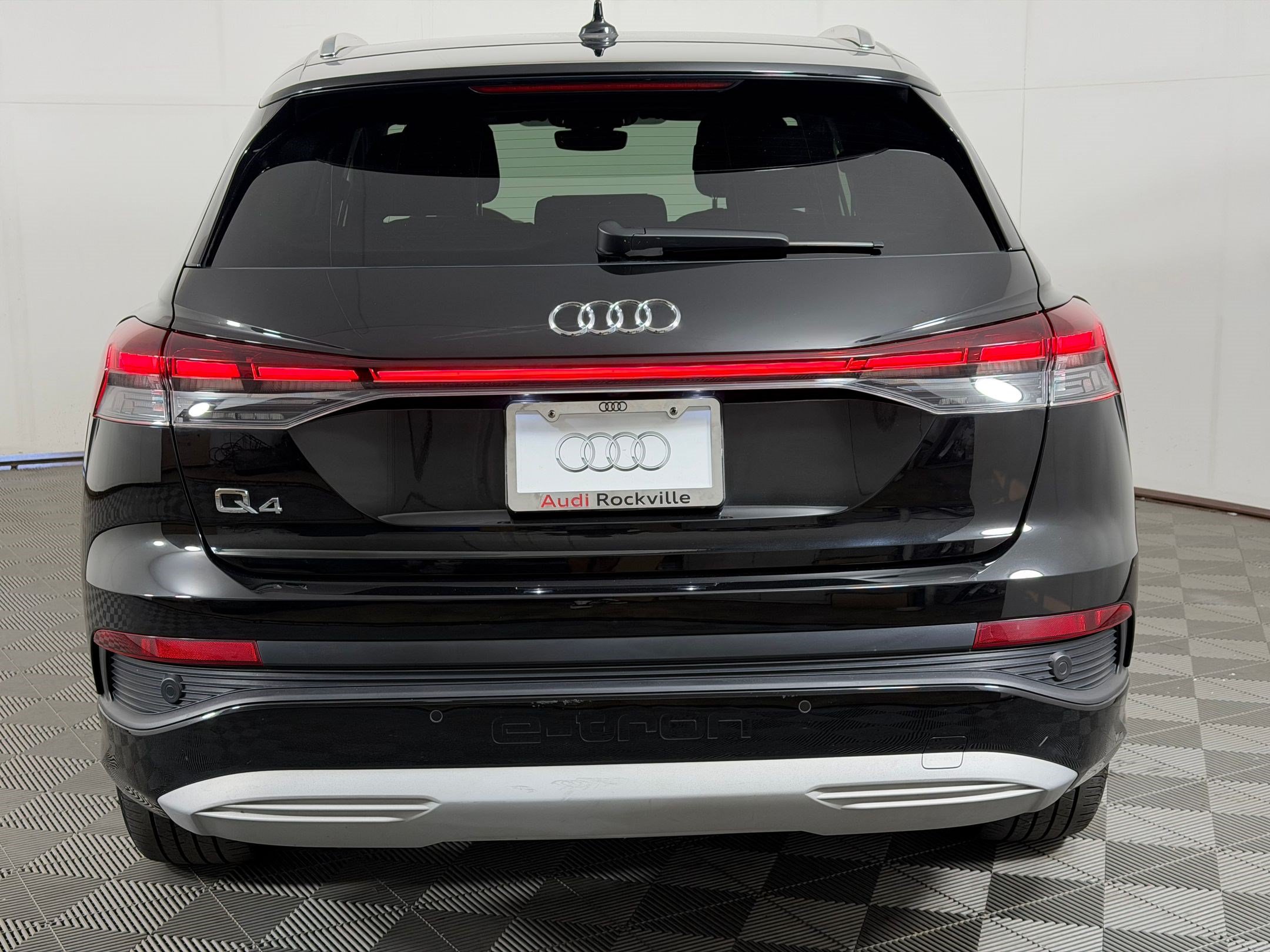 Certified 2023 Audi Q4 e-tron Premium w/ Convenience Package RWD image 10