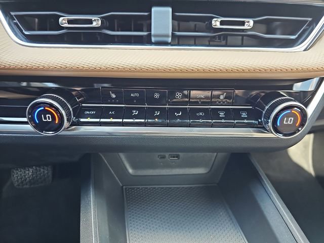 New 2026 Chevrolet Equinox ACTIV FWD image 18