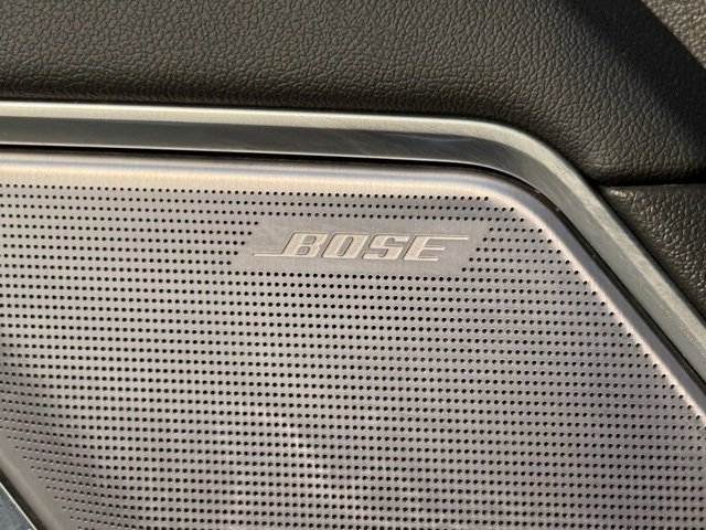 Used 2022 Chevrolet Silverado 1500 High Country w/ Technology Package image 22