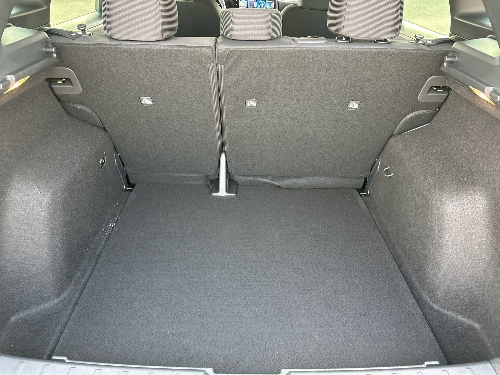 New 2026 Nissan Kicks S image 16