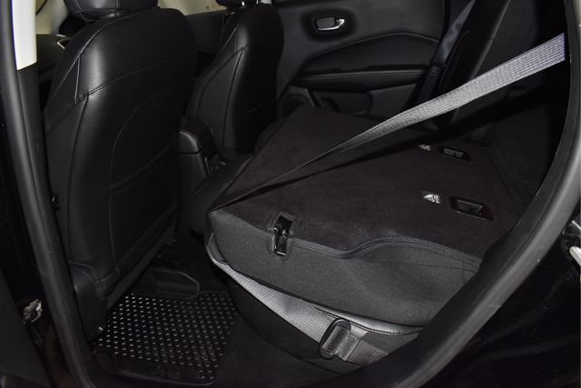 Used 2019 Jeep Compass Latitude w/ Cold Weather Group AWD/4WD image 24