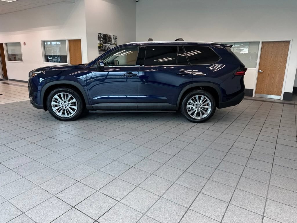 Used 2026 Toyota Grand Highlander AWD image 9