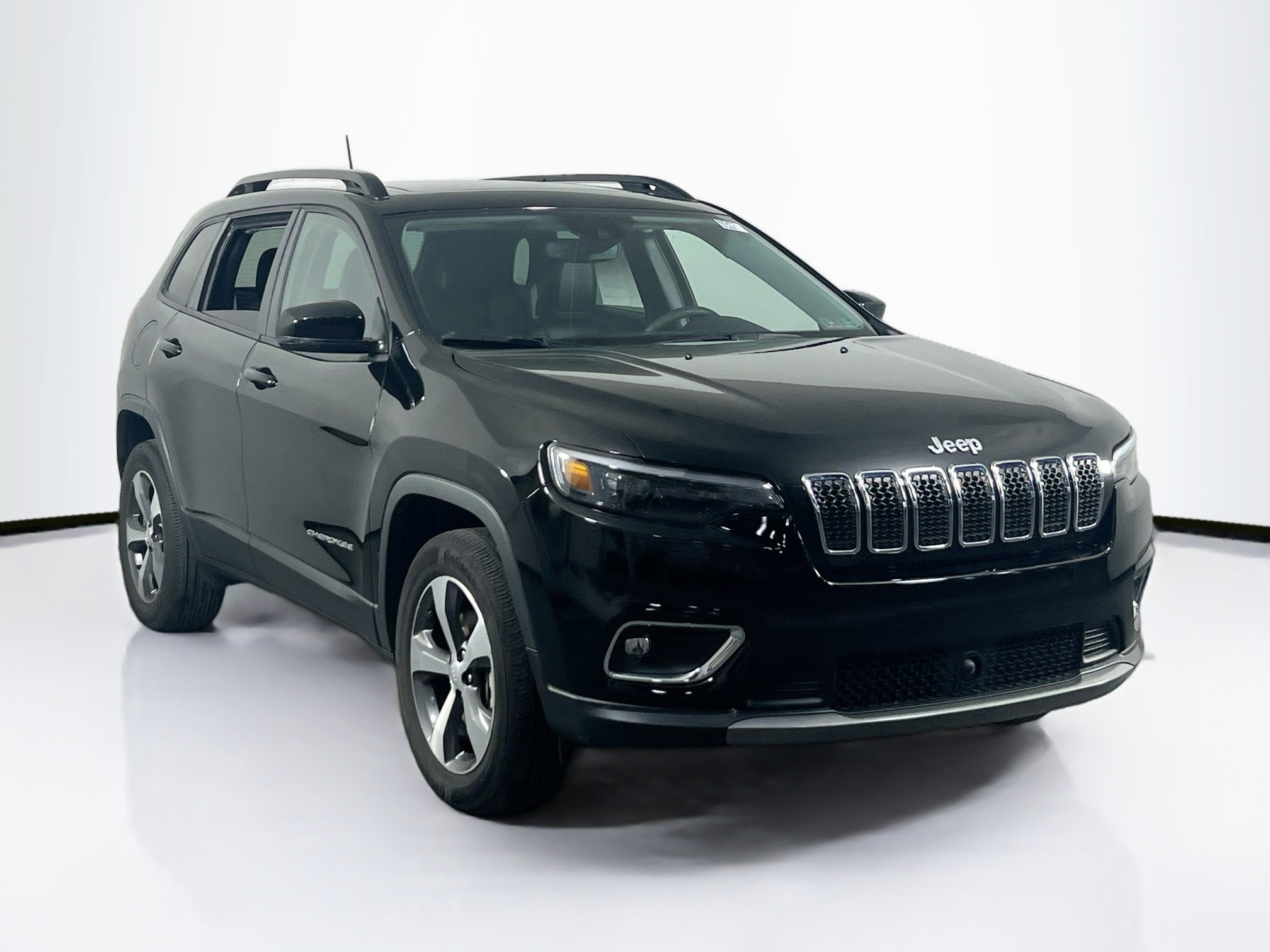 Used 2022 Jeep Cherokee Limited image 3