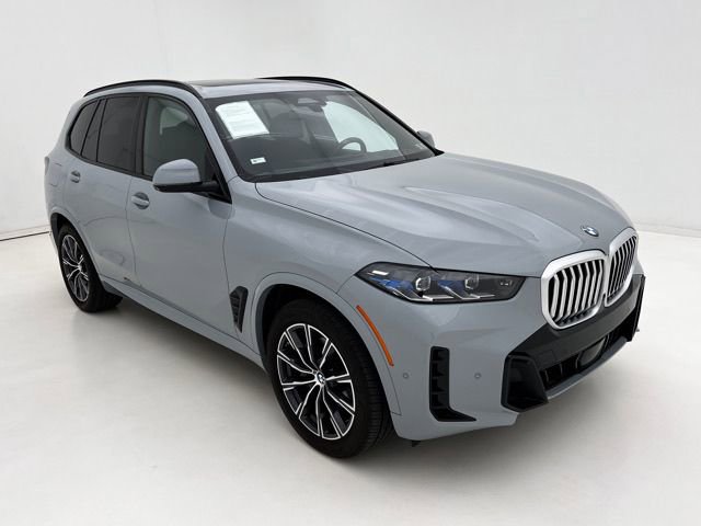 Certified 2024 BMW X5 xDrive40i w/ M Sport Package AWD/4WD image 2
