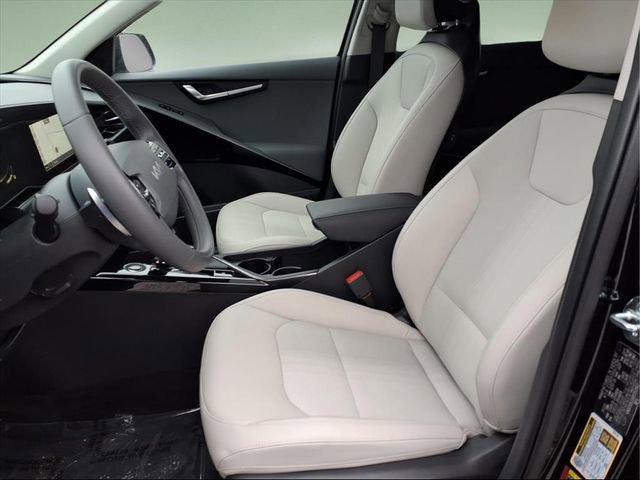 Used 2024 Kia Niro EX Touring image 13