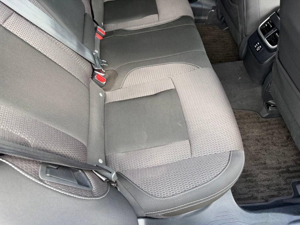 Used 2023 Subaru Outback Premium AWD/4WD image 18