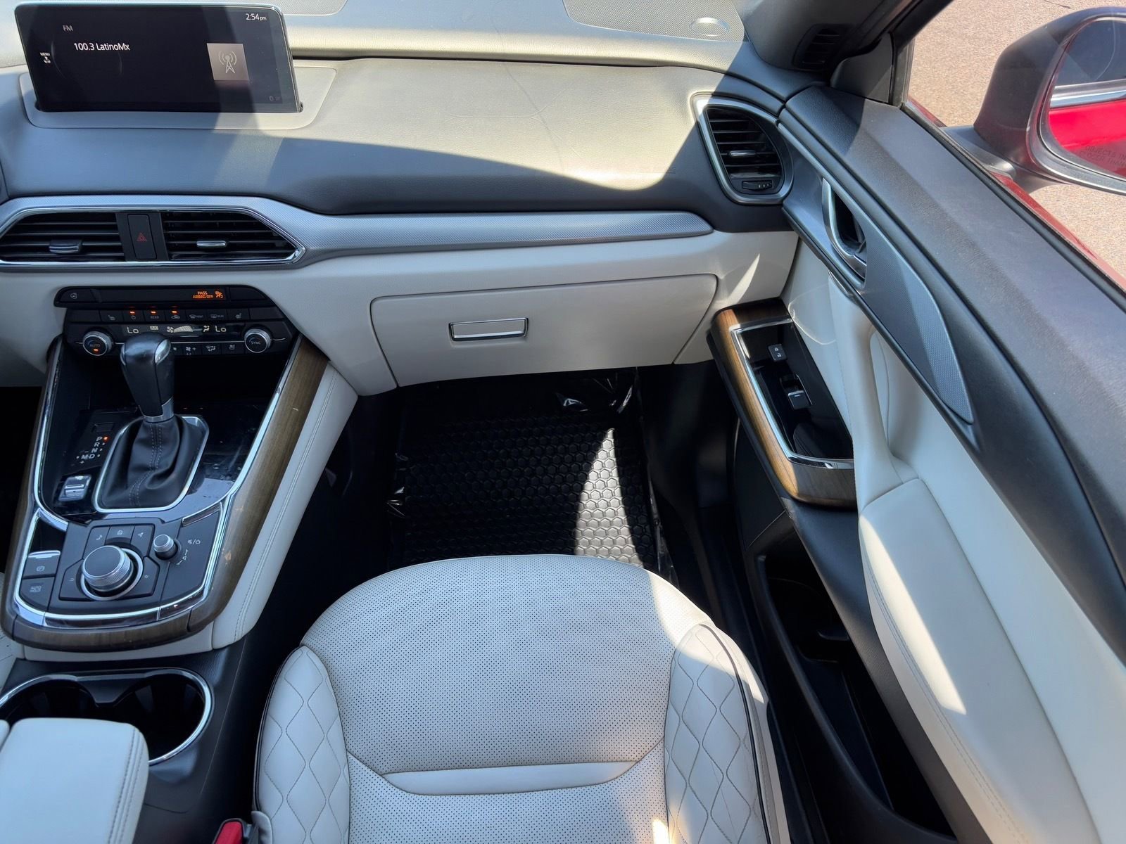 Used 2021 MAZDA CX-9 Signature image 15