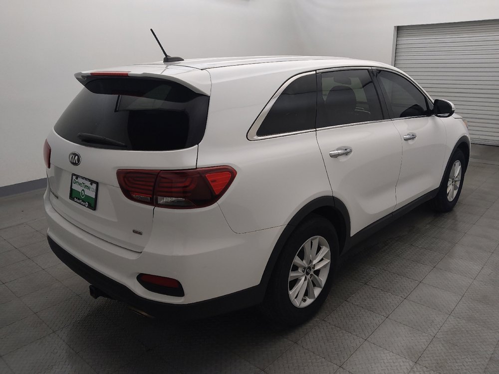 Used 2020 Kia Sorento L FWD image 9