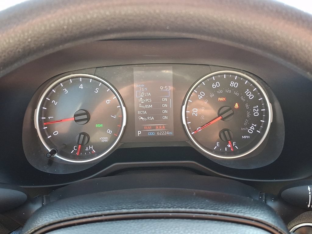 Used 2020 Toyota RAV4 XLE AWD/4WD image 19
