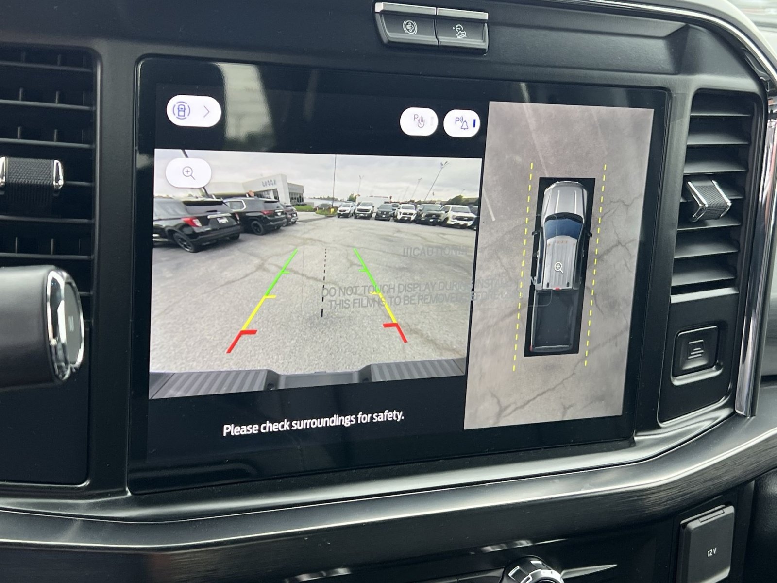 New 2026 Ford F250 Lariat w/ Black Appearance Package AWD/4WD image 19