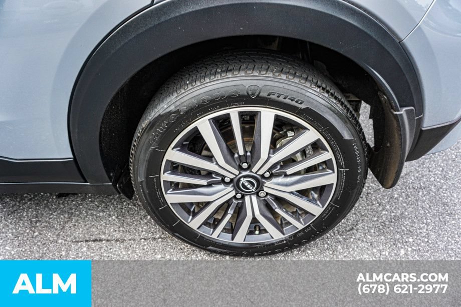 Used 2023 Nissan Kicks SV FWD image 16
