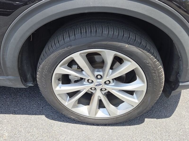 Used 2021 Ford Explorer Platinum w/ Equipment Group 601A AWD/4WD image 19