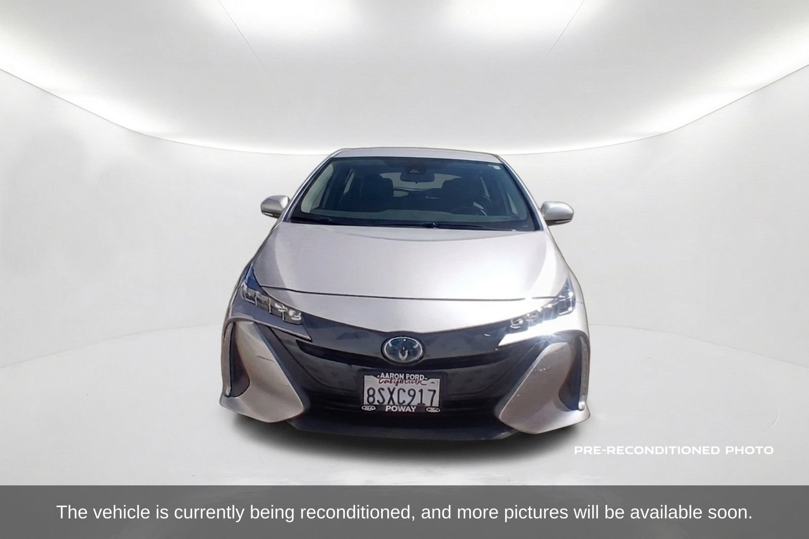 Used 2021 Toyota Prius Prime LE FWD image 2