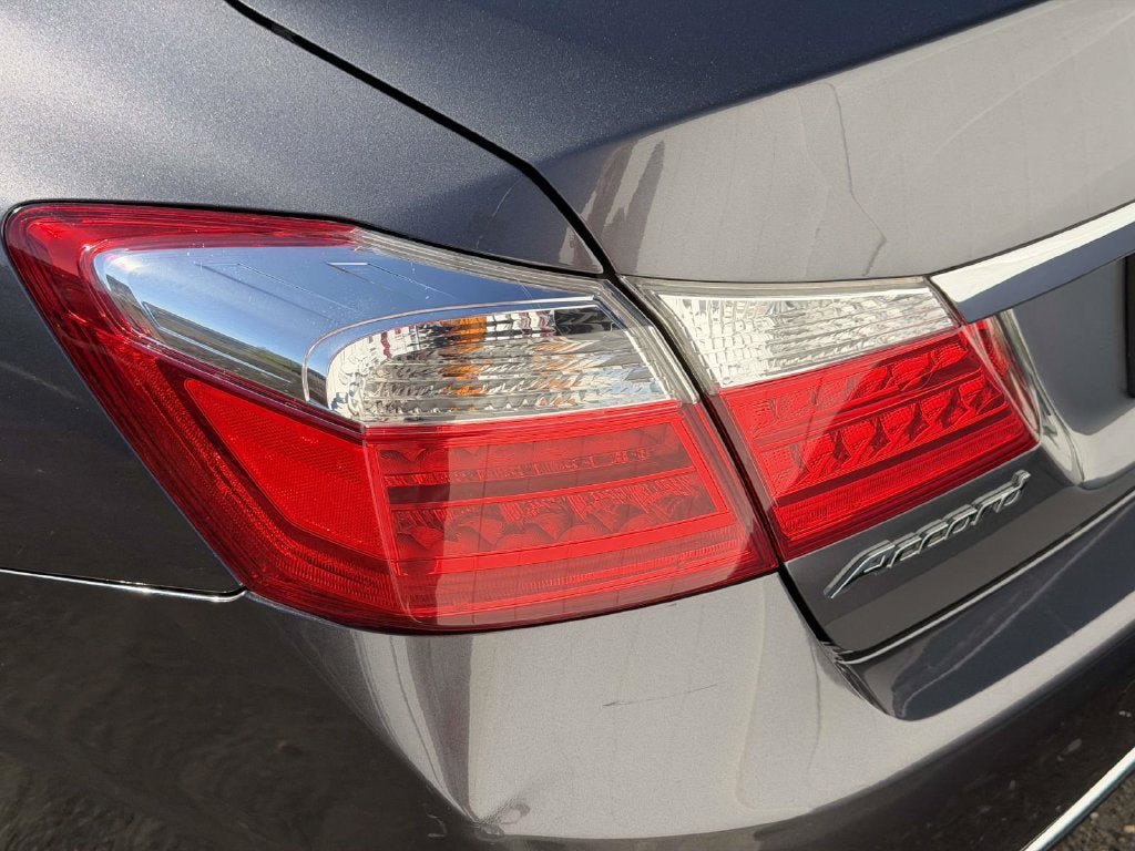 Used 2013 Honda Accord EX-L image 9