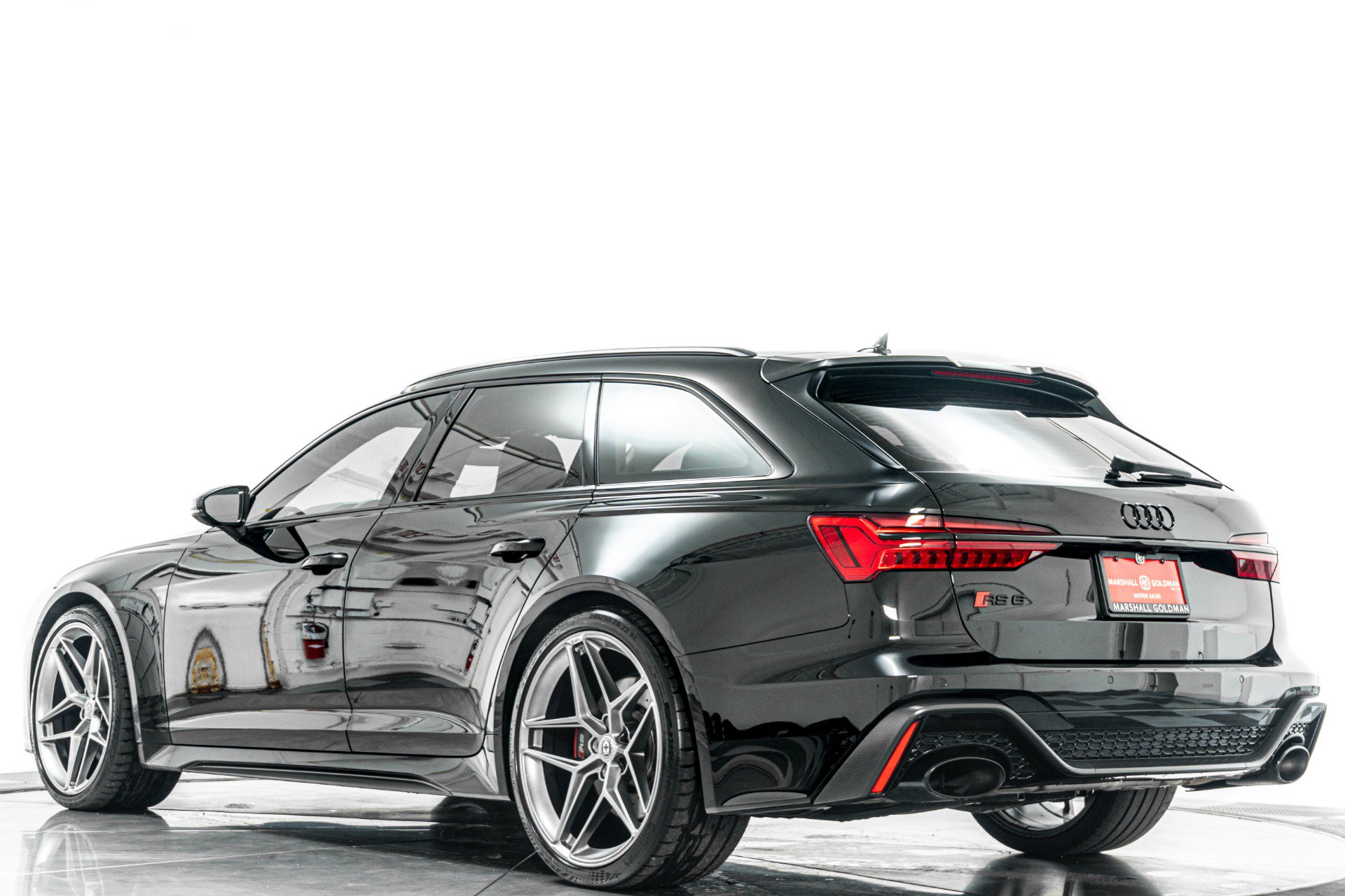Used 2024 Audi RS 6 performance AWD/4WD image 32