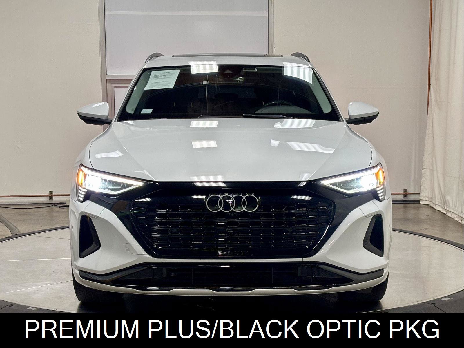 Used 2024 Audi Q8 e-tron Premium Plus w/ Premium Plus Package AWD/4WD image 3