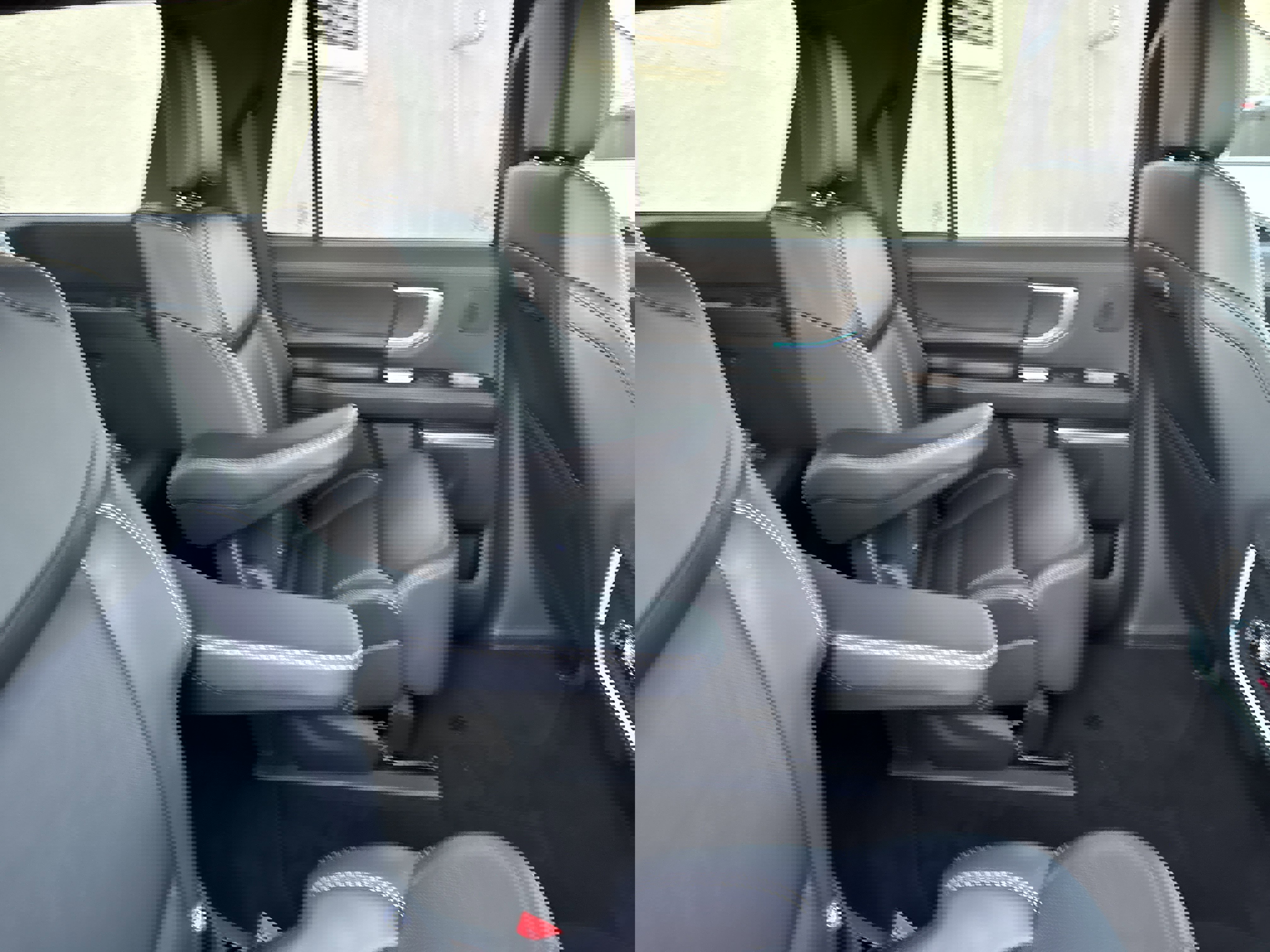 New 2025 Ford Expedition Platinum w/ Stealth Performance Package image 11