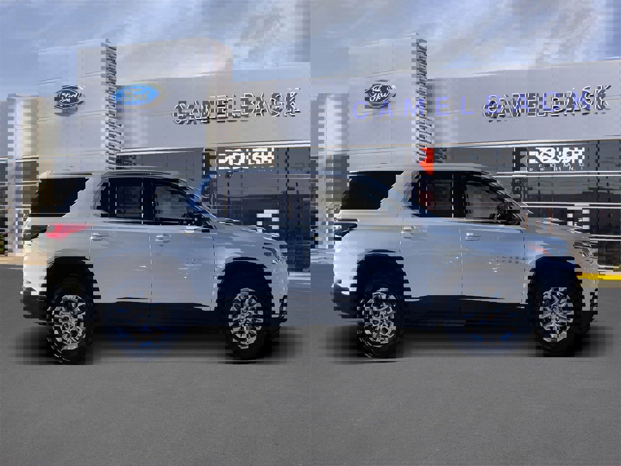 Used 2020 Chevrolet Traverse LS image 6