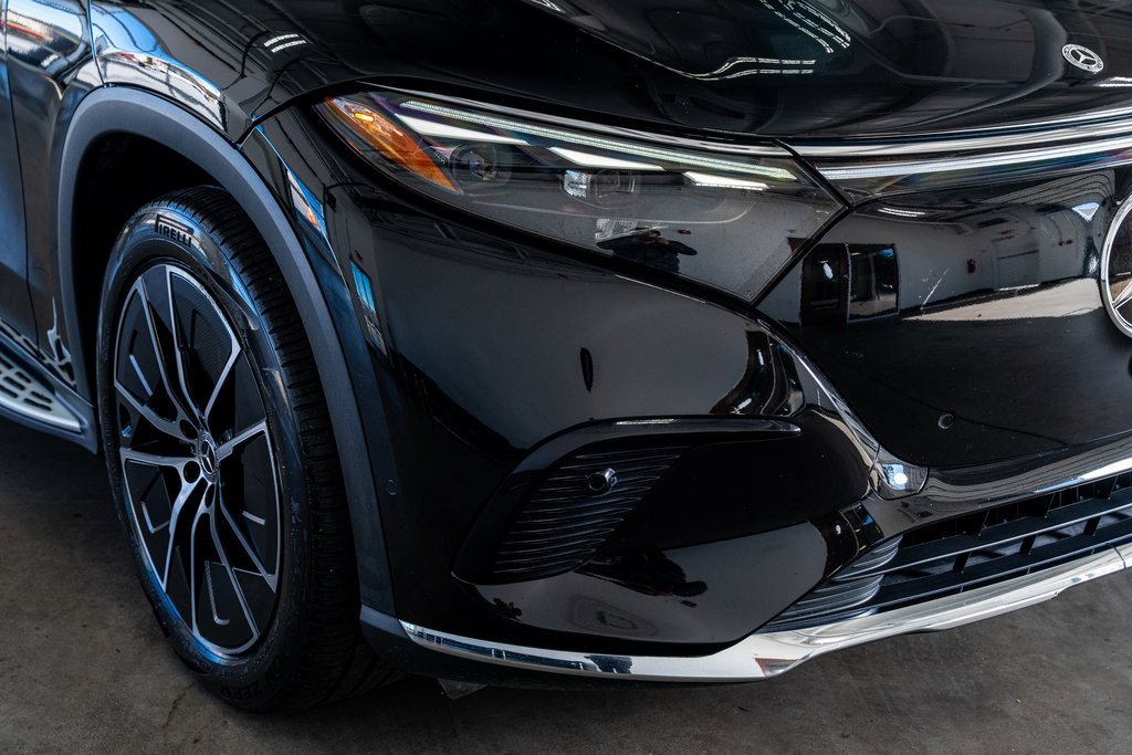 Used 2023 Mercedes-Benz EQS 450+ SUV image 18