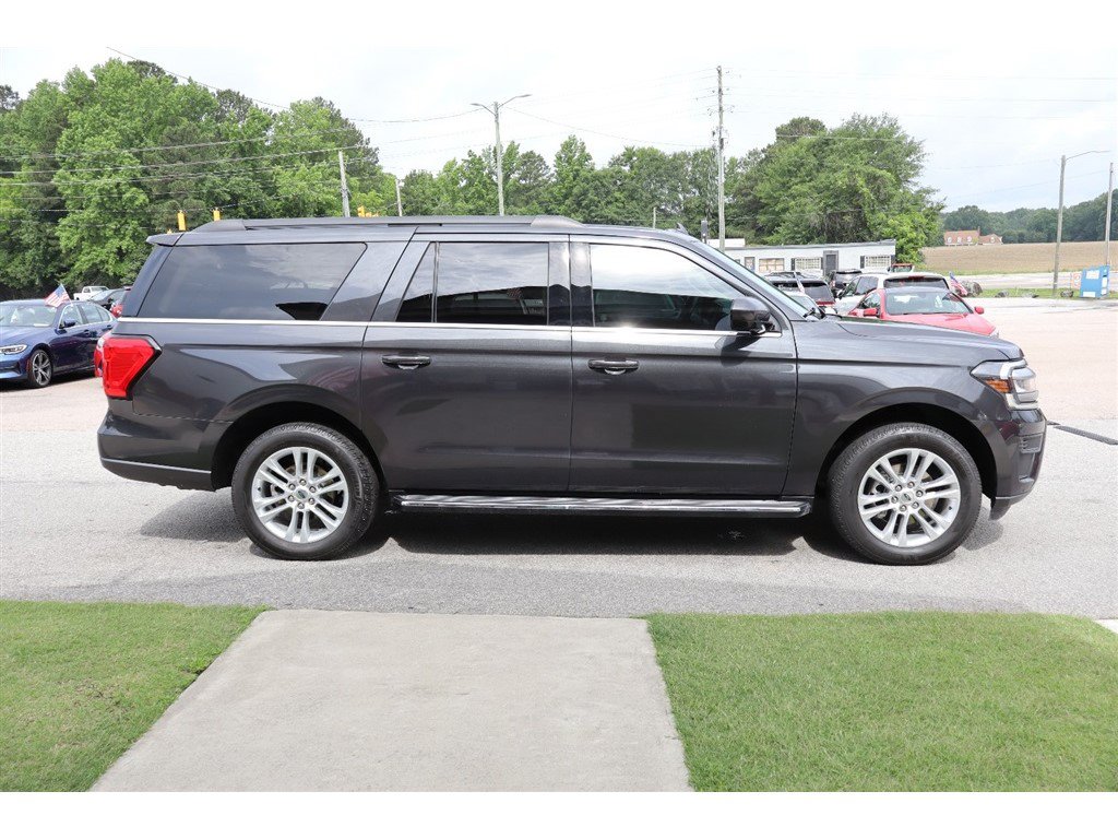 Used 2022 Ford Expedition Max XLT AWD/4WD image 9